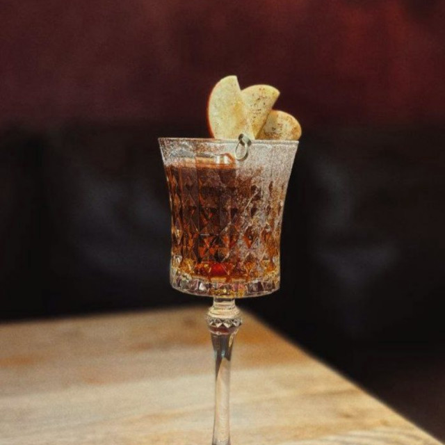 Зігріваючі сезонні напої /  Warming seasonal drinks