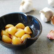 Korean Pickled Garlic