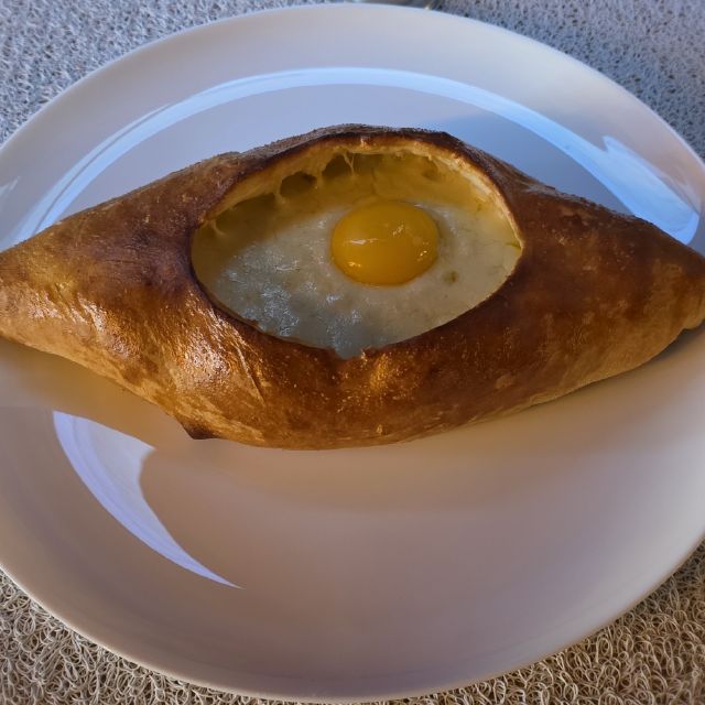 Хачапурі по Аджарськи