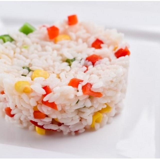 Рис відварний з овочами