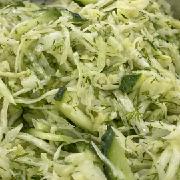 Салат з капусти з огірком