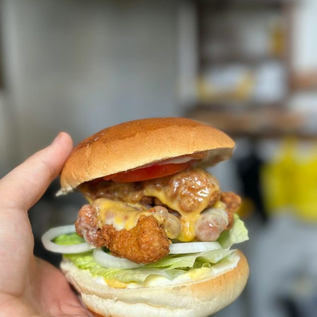 KENTAKİ TAVUK BURGER&CİPS