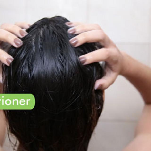 Shampoo with conditioner
