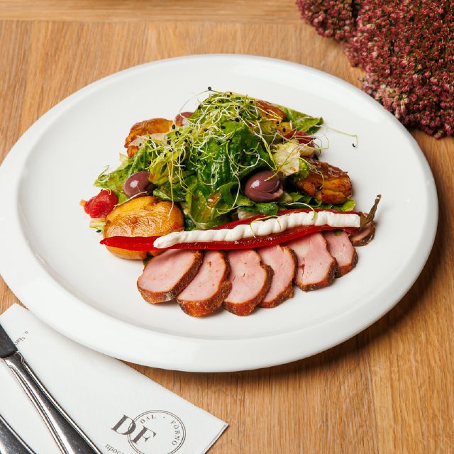 салат з димною свининою