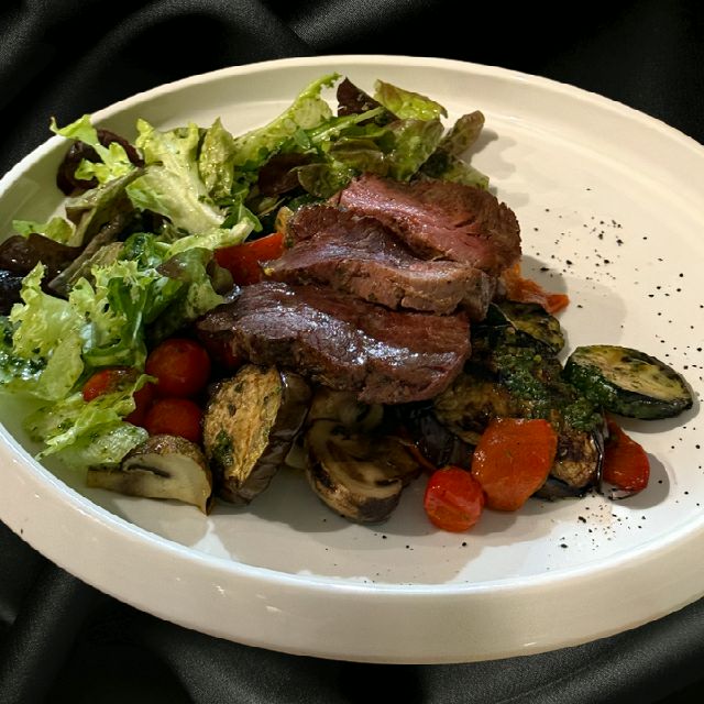 теплий з телятиною