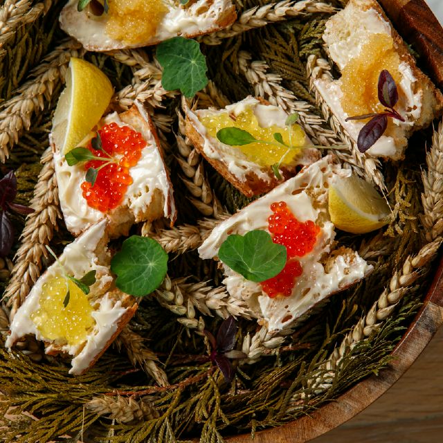 Асорті брускет з ікрою