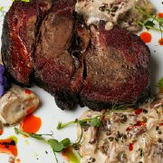 Яловичий стейк