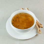 Бульйон з домашньої курки із фреш пастою