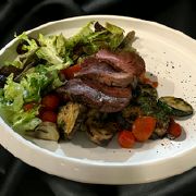 теплий з телятиною