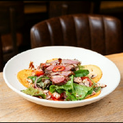 Салат з качкою та хурмою/ Salad with duck and persimmon