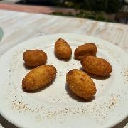 Croquetas (6 und)
