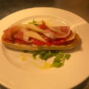 Toast with tomato, Jamon and cheese