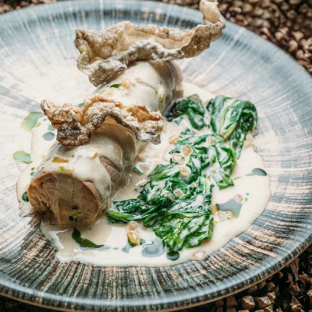 Стерляди филе с шпинатом и сливочным соусом