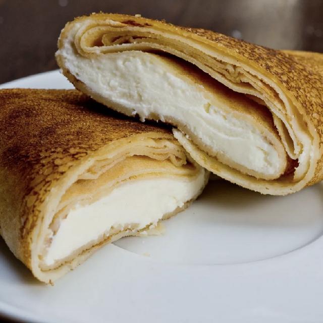 Блинчики с творогом и изюмом