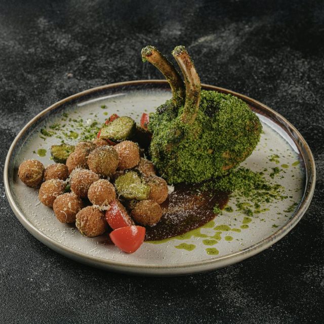 Каре із свинини