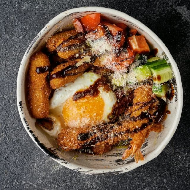 Червоний рис з креветкою