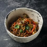 Wok зі свининою