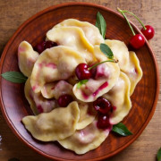 Вареники з вишнями