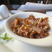Вуха свинячі