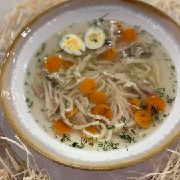 Курячий бульйон з локшиною