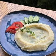 Картопляне пюре з свіжими овочами