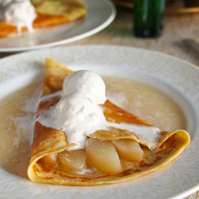 Apple pancakes
