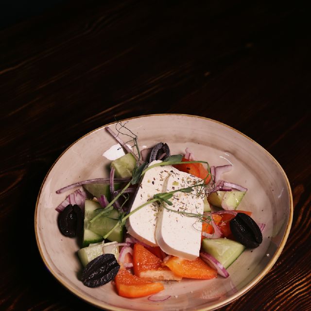 Салат у Грецькому стилі