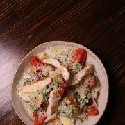 Цезар з куркою та беконом