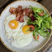 Яєшня зі шпондером