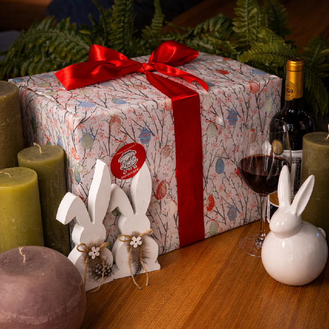 Великодній мʼясний бокс