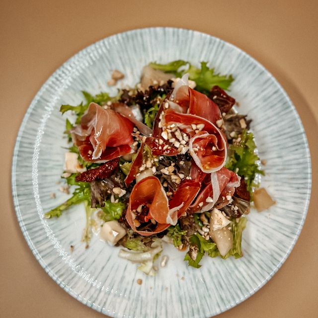 Салат з пармою