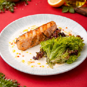 Стейк з лосося на мангалі