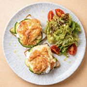 Бенедикт з слабосоленим лососем