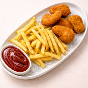 Нагетси з картоплею фрі та кетчупом