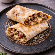 Лаваш з міксу свинини та телятини з сулугуні