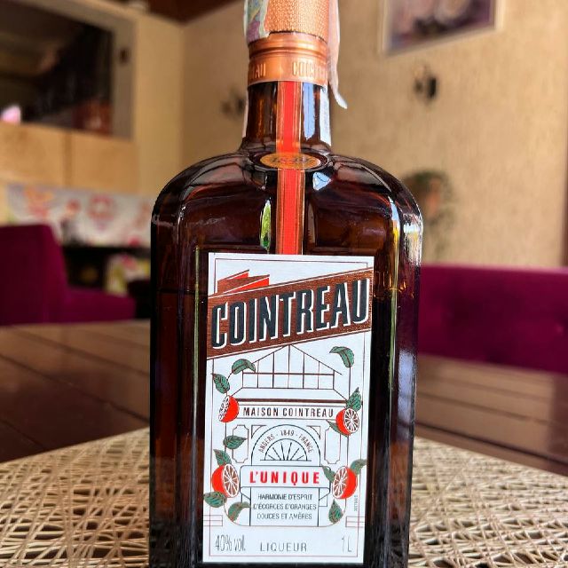 Лікер "Cointreau"