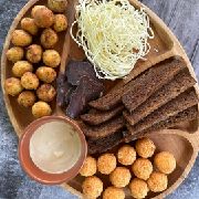 Дошка з закусками